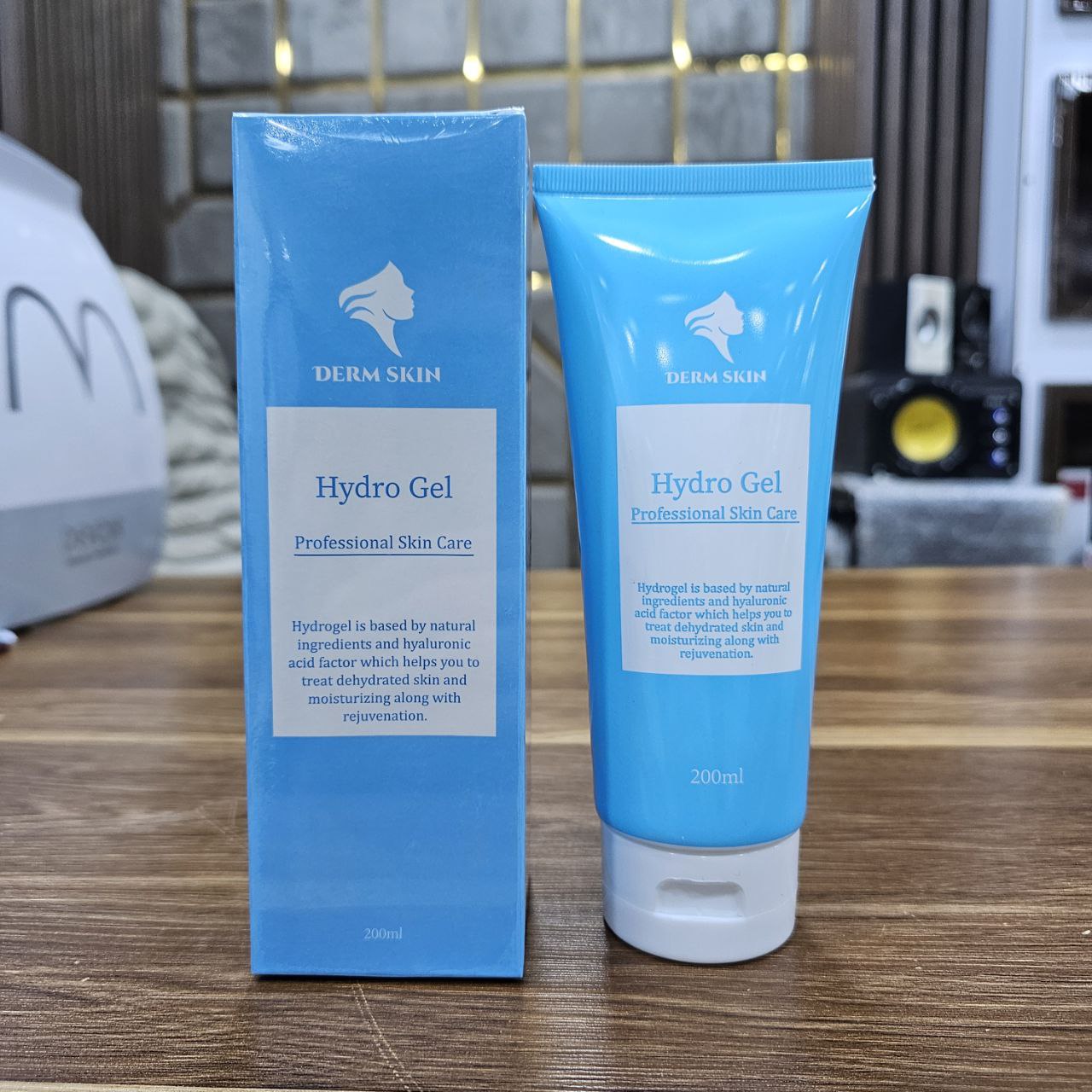 ژل هیدرودرمی آبرسان پوست برند درم اسکین Derm Skin حجم 200 میلی لیتر